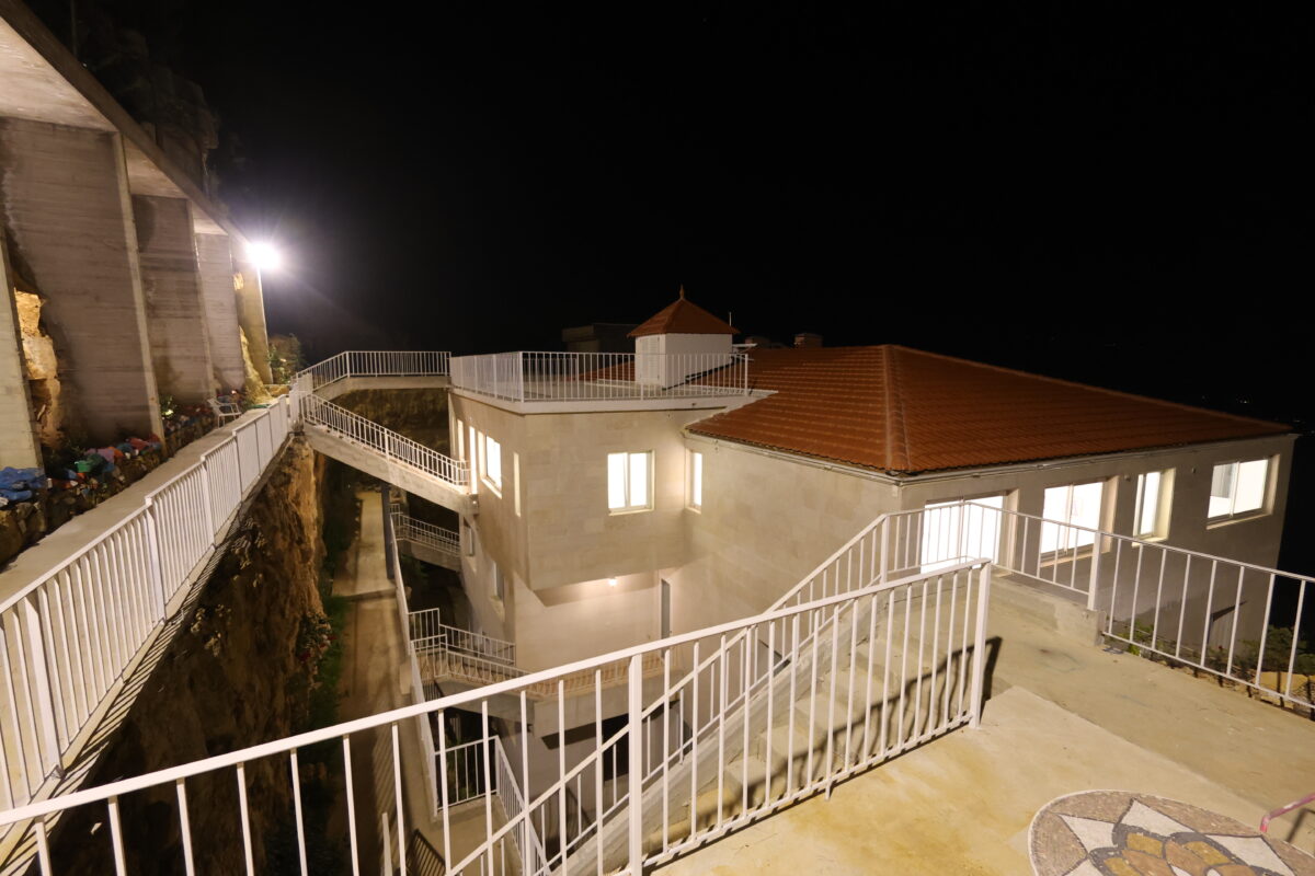 RIBAL's ART ROOF - Baissour Lebanon